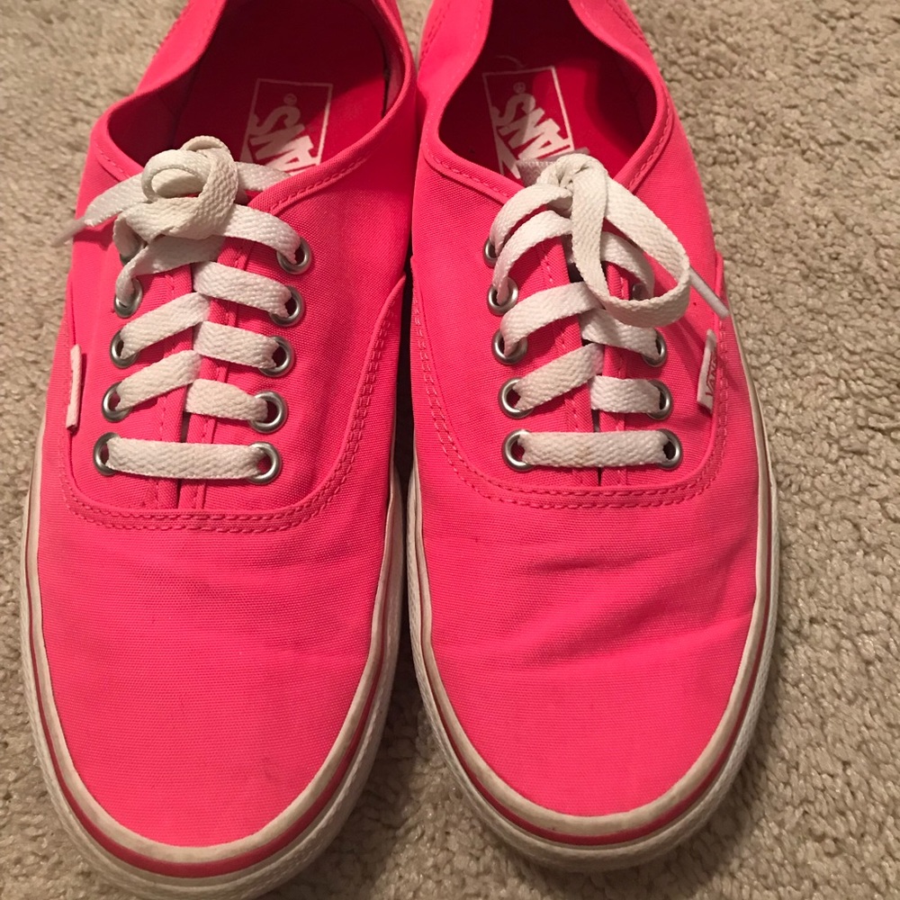 Women’s hot pink Vans